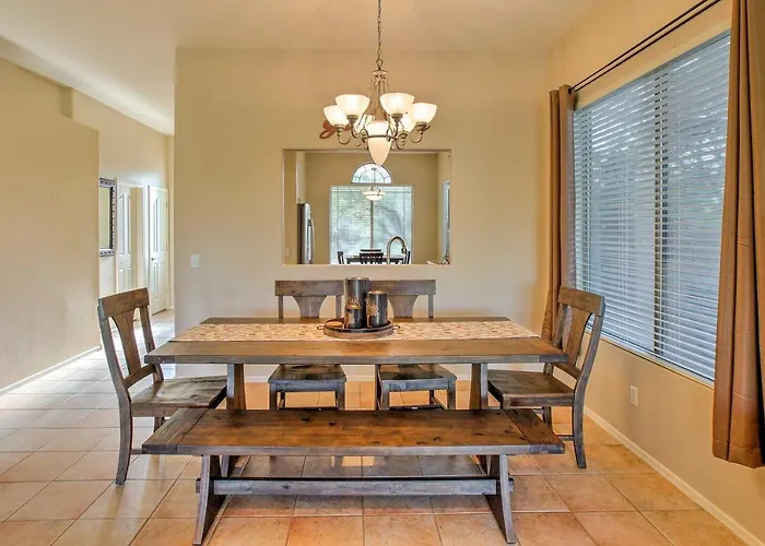 1 Mi To Golf: W/ Private Pool! Holiday home Scottsdale