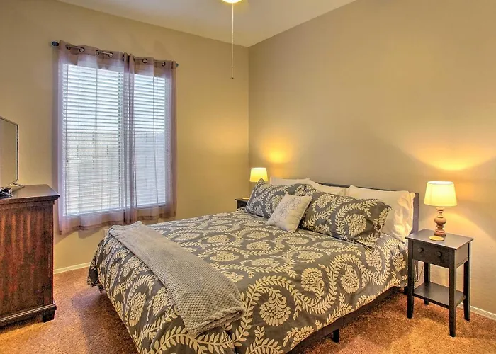 1 Mi To Golf: W/ Private Pool! Holiday home